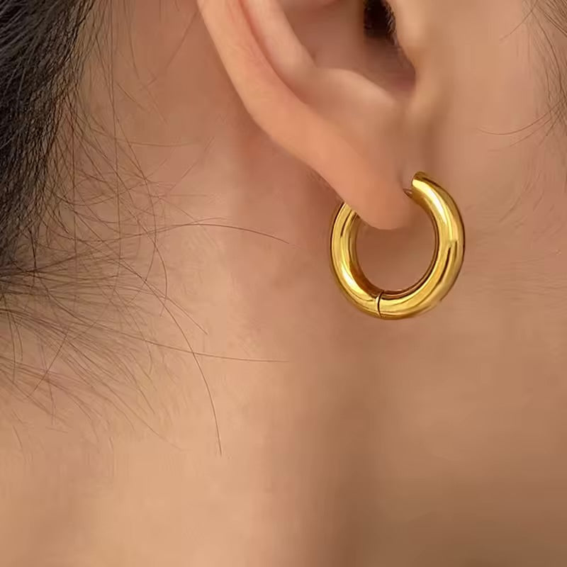 ISLA GOLD HOOPS