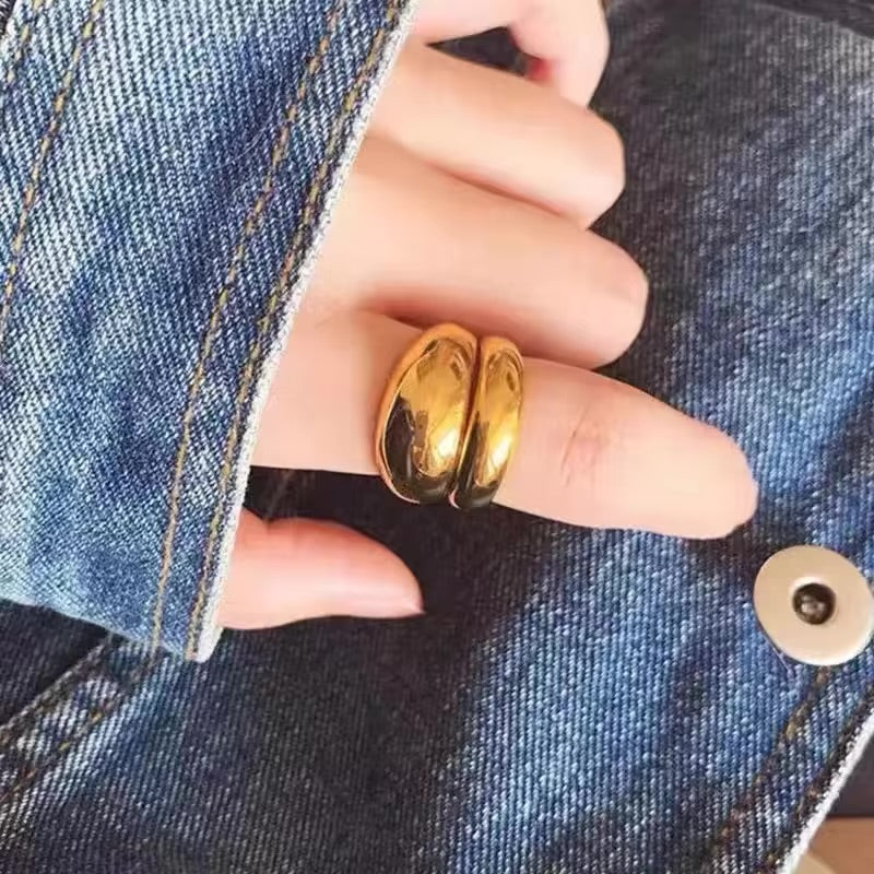 ANGELA RING